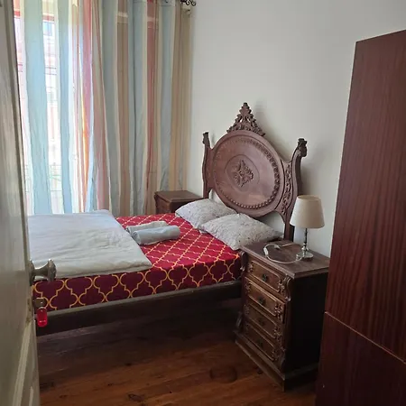 Lisbangla Guest house
